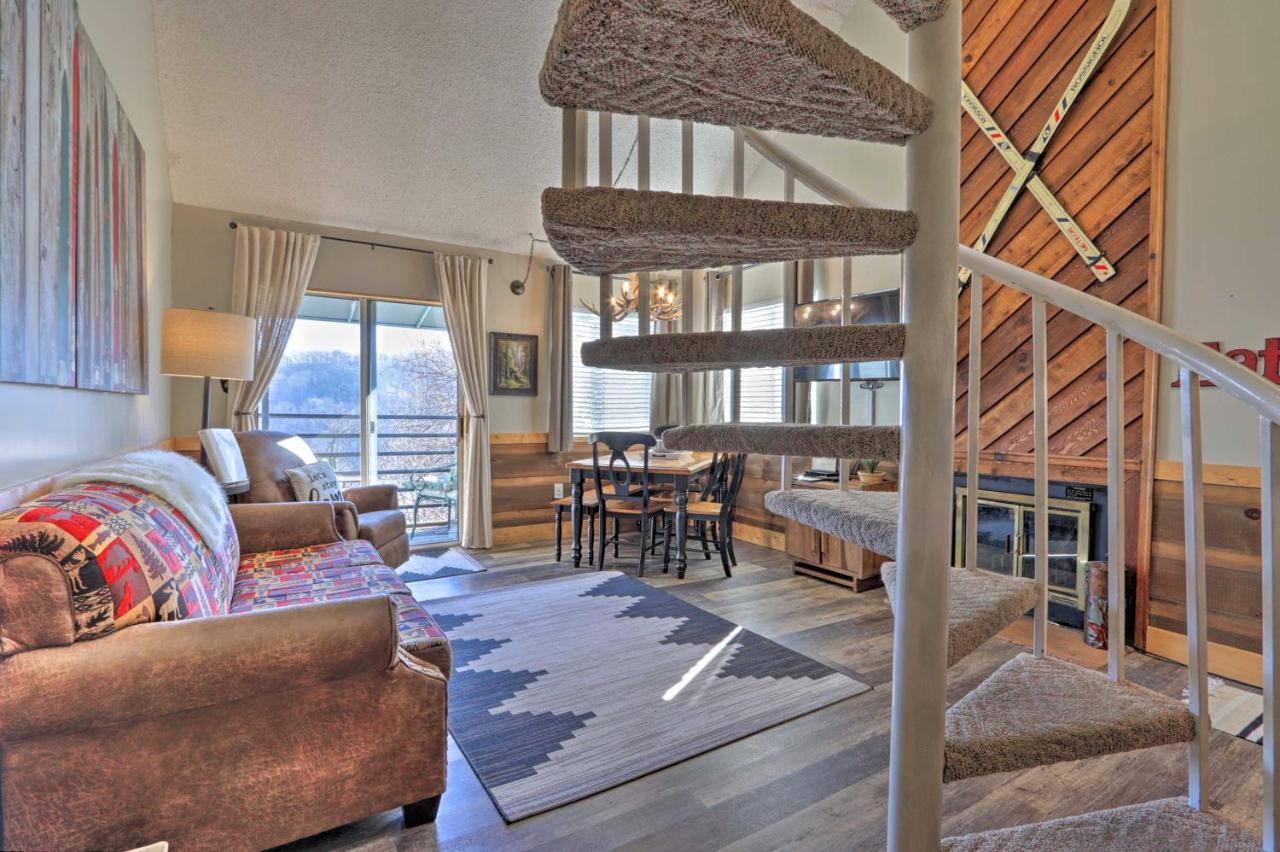 Unique Smokies Ski Shack With Mountain-Top View Gatlinburg Exteriör bild